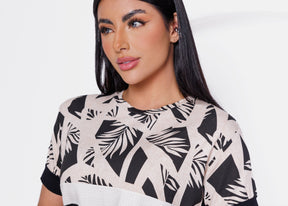 T-shirt Bella Floral com Strass